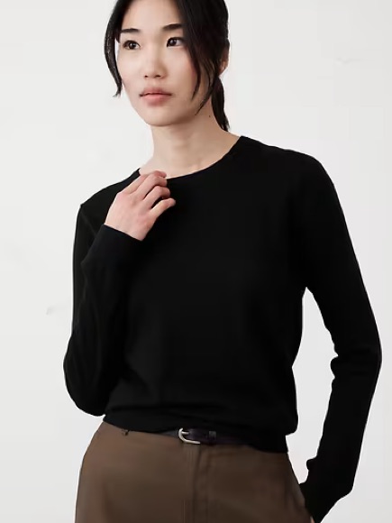 Banana Republic Factory Black Forever Crew-Neck Sweater Size Small